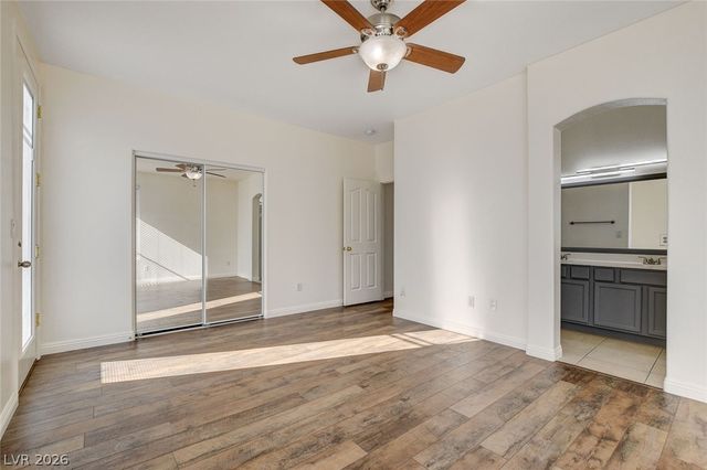 10261 Bentley Oaks Avenue, Las Vegas, NV 89135