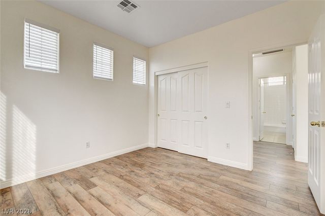 10261 Bentley Oaks Avenue, Las Vegas, NV 89135