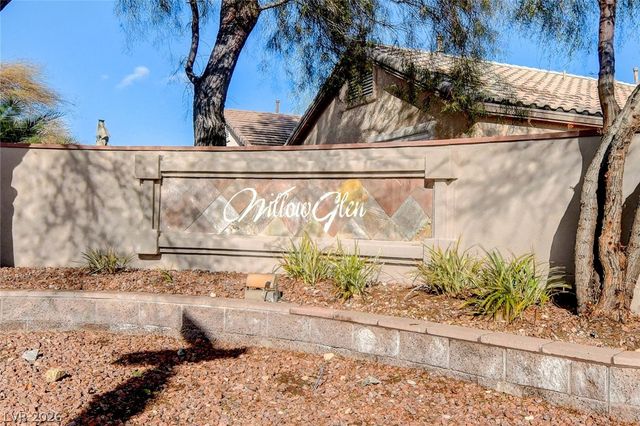 10261 Bentley Oaks Avenue, Las Vegas, NV 89135