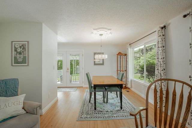 9924 N Woodridge Dr, Spokane, WA 99208
