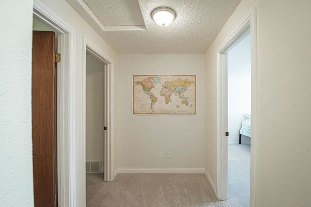 9924 N Woodridge Dr, Spokane, WA 99208