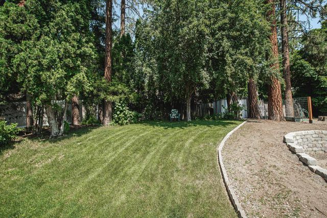 9924 N Woodridge Dr, Spokane, WA 99208