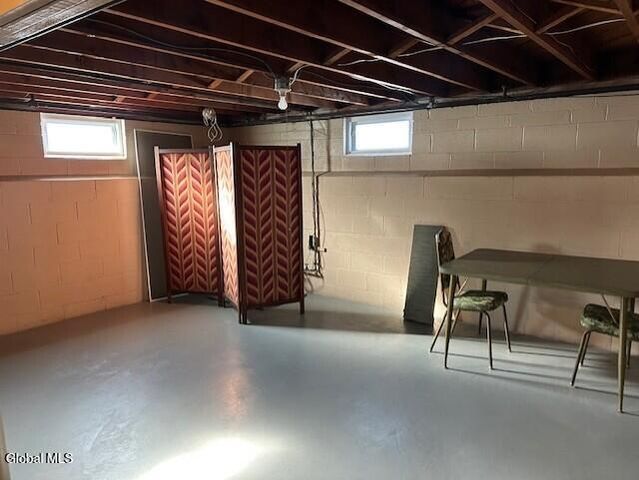 39 Clayton Place, Albany, NY 12209