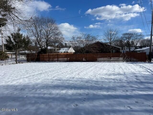 39 Clayton Place, Albany, NY 12209