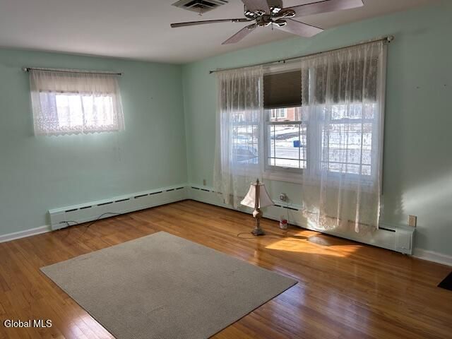 39 Clayton Place, Albany, NY 12209