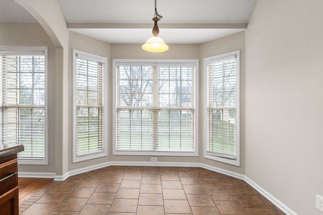 2485 Senseney Dr, Clarksville, TN 37042