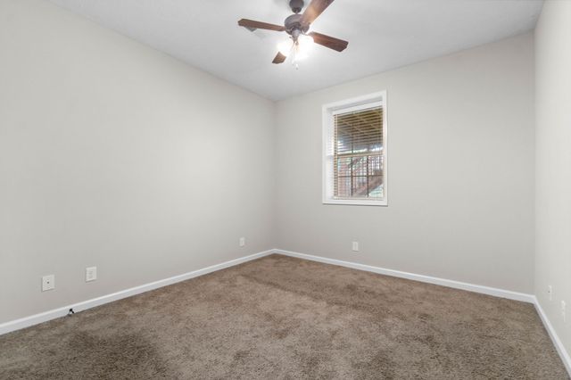 2485 Senseney Dr, Clarksville, TN 37042
