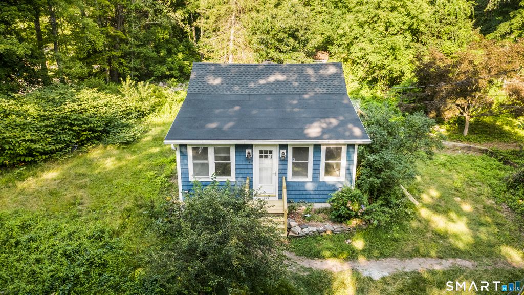 48 Washburn Avenue, Coventry, CT 06238