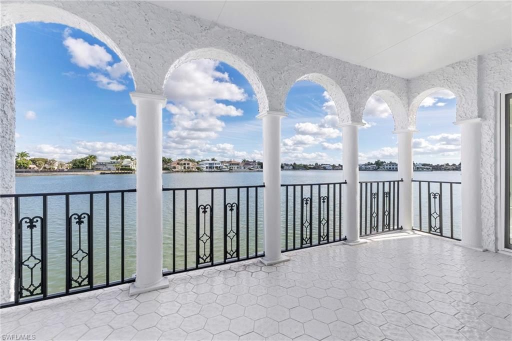 4000 Gulf Shore BLVD N 2000, NAPLES, FL 34103 — photo 2
