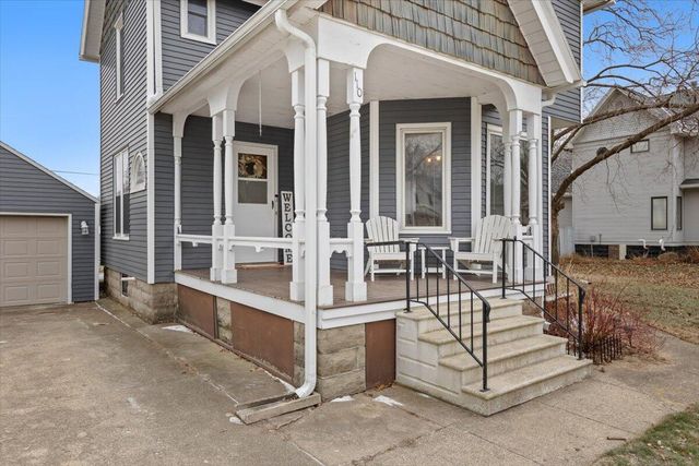 110 S LUBECK Street, Holstein, IA 51025