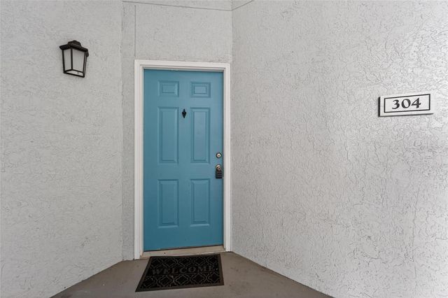 5611 LEGACY CRESCENT PLACE 304, Riverview, FL 33578