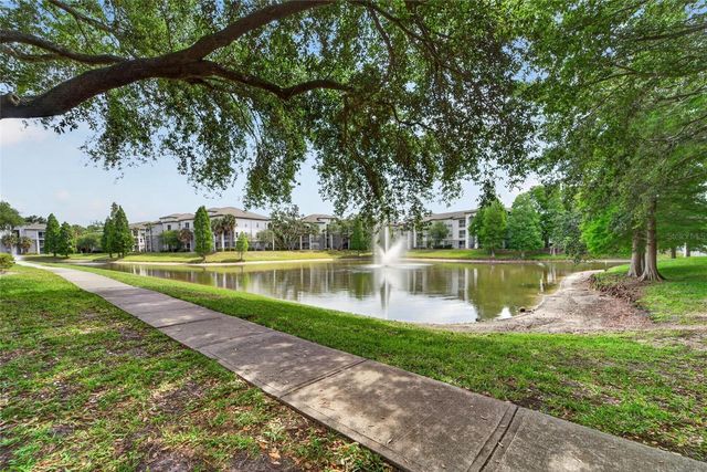 5611 LEGACY CRESCENT PLACE 304, Riverview, FL 33578