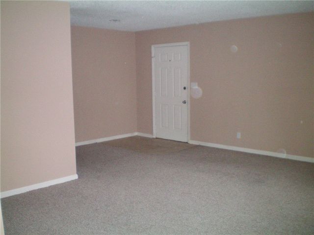 702 E Island Square Drive, St Simons Island, GA 31522