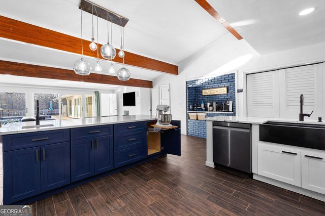 23 Magnolia Drive, Newnan, GA 30263