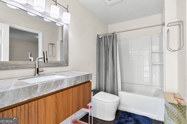 23 Magnolia Drive, Newnan, GA 30263