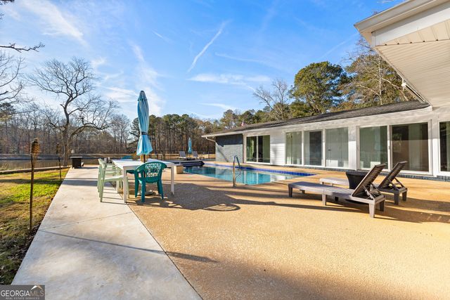 23 Magnolia Drive, Newnan, GA 30263