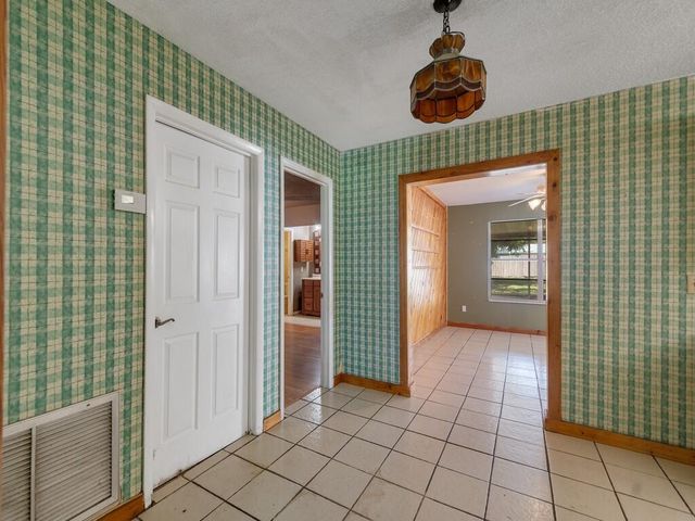 2309 NE 13th Court, Jensen Beach, FL 34957