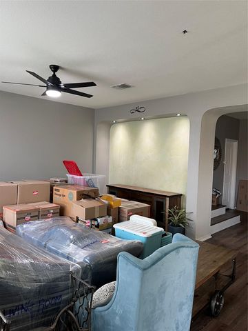 128 Carrington ST, Hutto, TX 78634