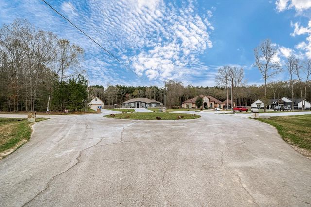 17010 N Saba, Splendora, TX 77372
