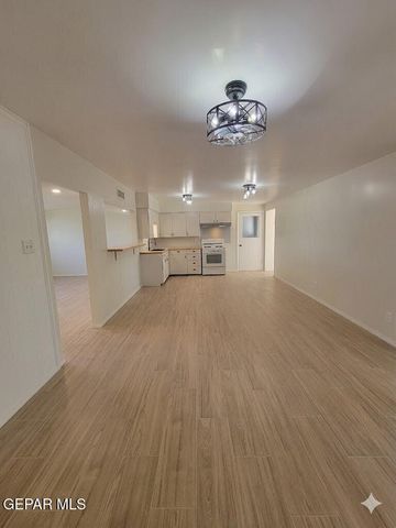 10173 BERMUDA Avenue, El Paso, TX 79925