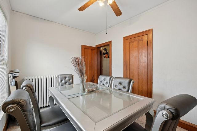 5922 N Melvina Avenue, Chicago, IL 60646