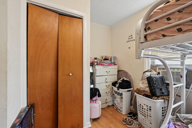 5922 N Melvina Avenue, Chicago, IL 60646