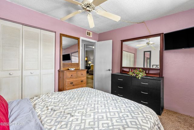 118 S Halifax Ave Apt 208, Daytona Beach, FL 32118