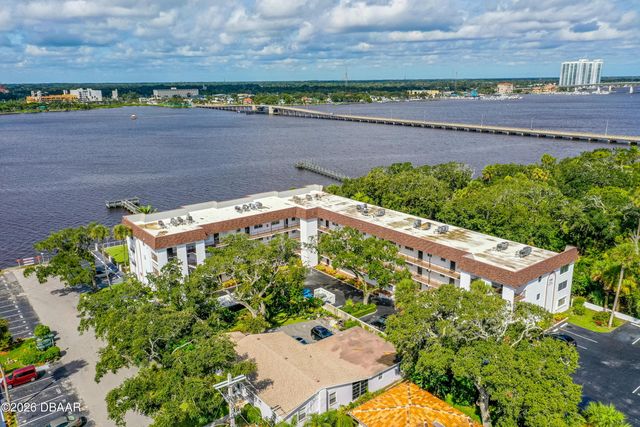 118 S Halifax Ave Apt 208, Daytona Beach, FL 32118