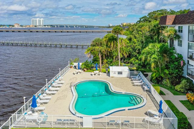 118 S Halifax Ave Apt 208, Daytona Beach, FL 32118