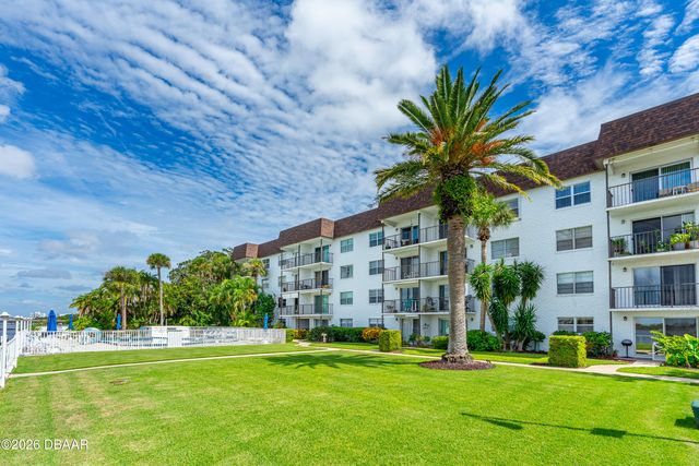 118 S Halifax Ave Apt 208, Daytona Beach, FL 32118