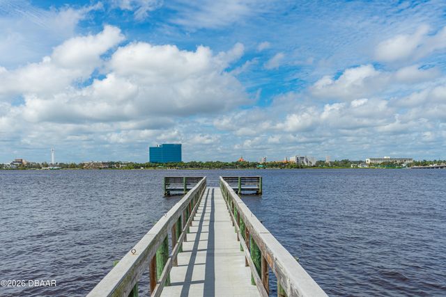 118 S Halifax Ave Apt 208, Daytona Beach, FL 32118