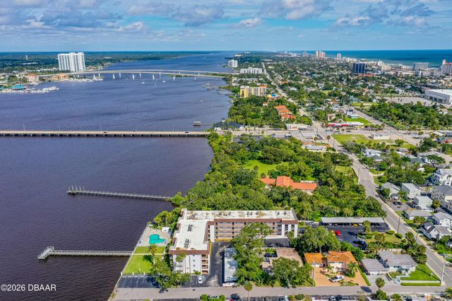 118 S Halifax Ave Apt 208, Daytona Beach, FL 32118