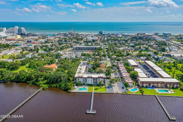 118 S Halifax Ave Apt 208, Daytona Beach, FL 32118
