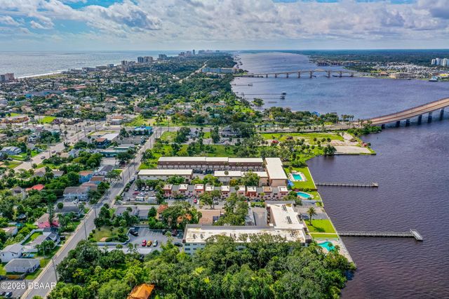 118 S Halifax Ave Apt 208, Daytona Beach, FL 32118