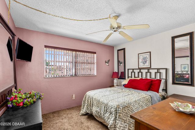 118 S Halifax Ave Apt 208, Daytona Beach, FL 32118