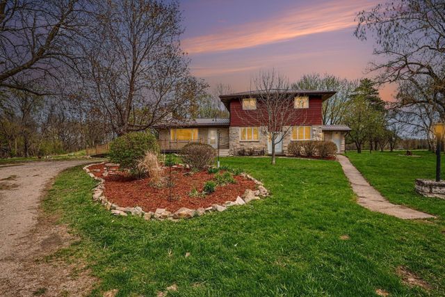 8465 170th Street E, Nerstrand, MN 55053
