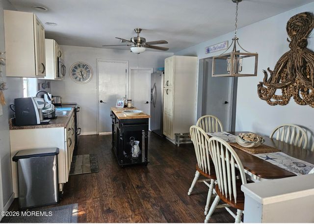 628 E Long Branch Avenue, Ocean Gate, NJ 08740