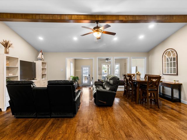 260 Private Road 1543, Bridgeport, TX 76426