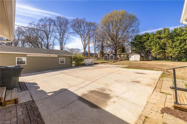 6112 Lea Ray Drive, Greensboro, NC 27410