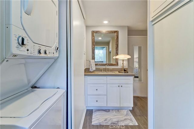 670 Via Mendoza B, Laguna Woods, CA 92637
