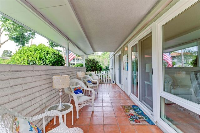 670 Via Mendoza B, Laguna Woods, CA 92637