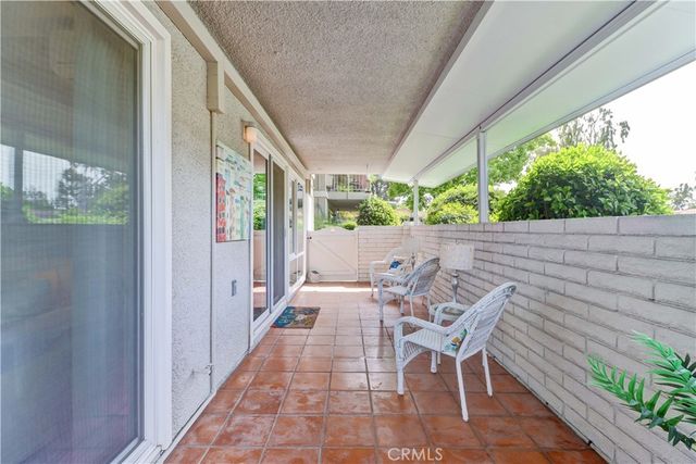 670 Via Mendoza B, Laguna Woods, CA 92637
