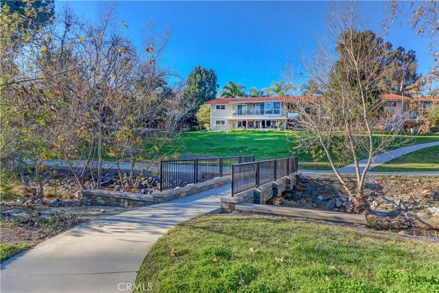 670 Via Mendoza B, Laguna Woods, CA 92637