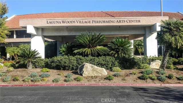670 Via Mendoza B, Laguna Woods, CA 92637