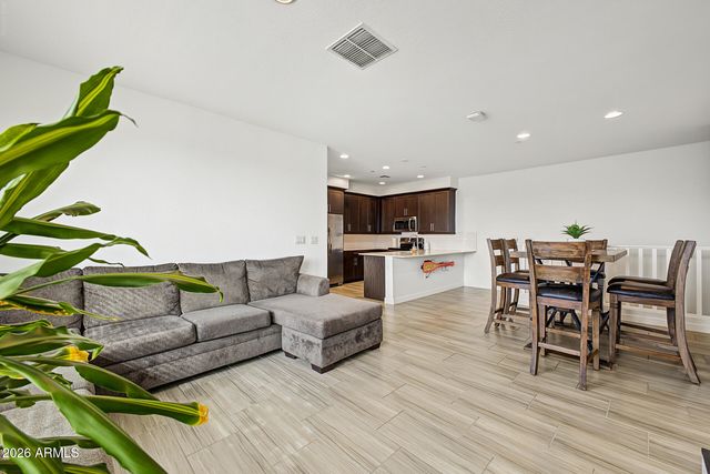 4100 S PINELAKE Way 184, Chandler, AZ 85249