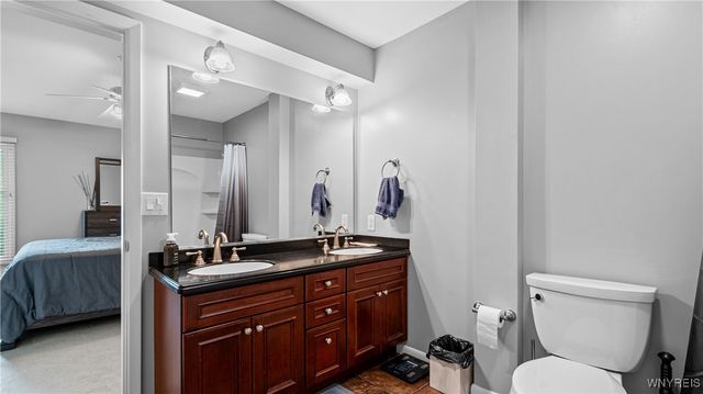 1175 Youngs Road E, Amherst, NY 14221