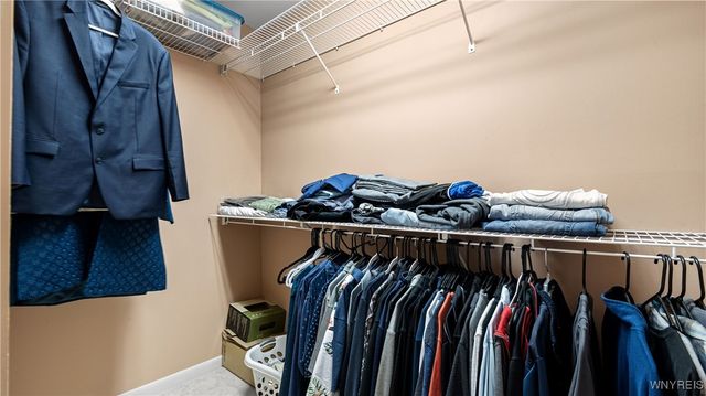 1175 Youngs Road E, Amherst, NY 14221