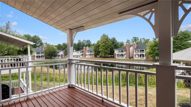 1175 Youngs Road E, Amherst, NY 14221