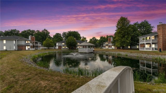 1175 Youngs Road E, Amherst, NY 14221