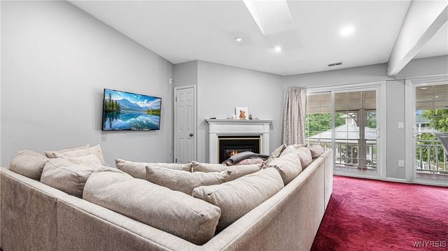 1175 Youngs Road E, Amherst, NY 14221